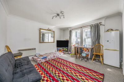 flat for sale castle road