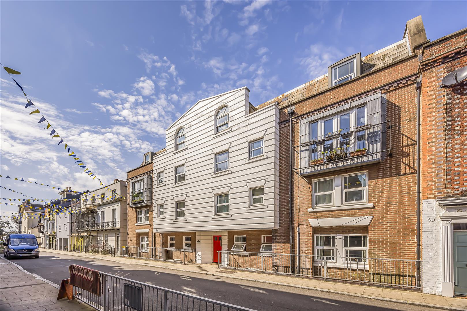 flat for sale castle road