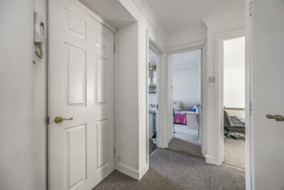 flat for sale castle road