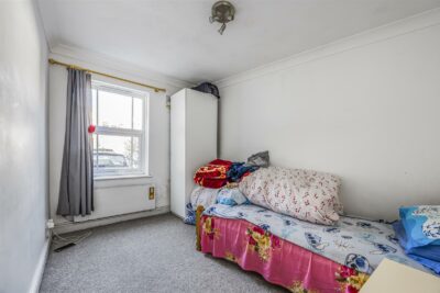 flat for sale castle road