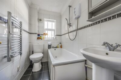 flat for sale castle road