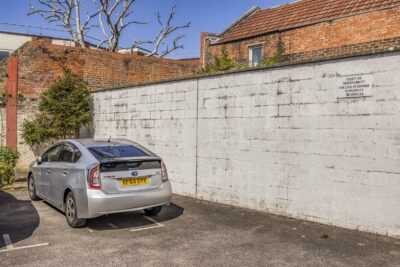 flat for sale castle road