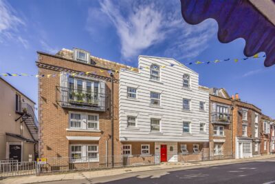 flat for sale castle road