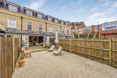 house - townhouse for sale serpentine road