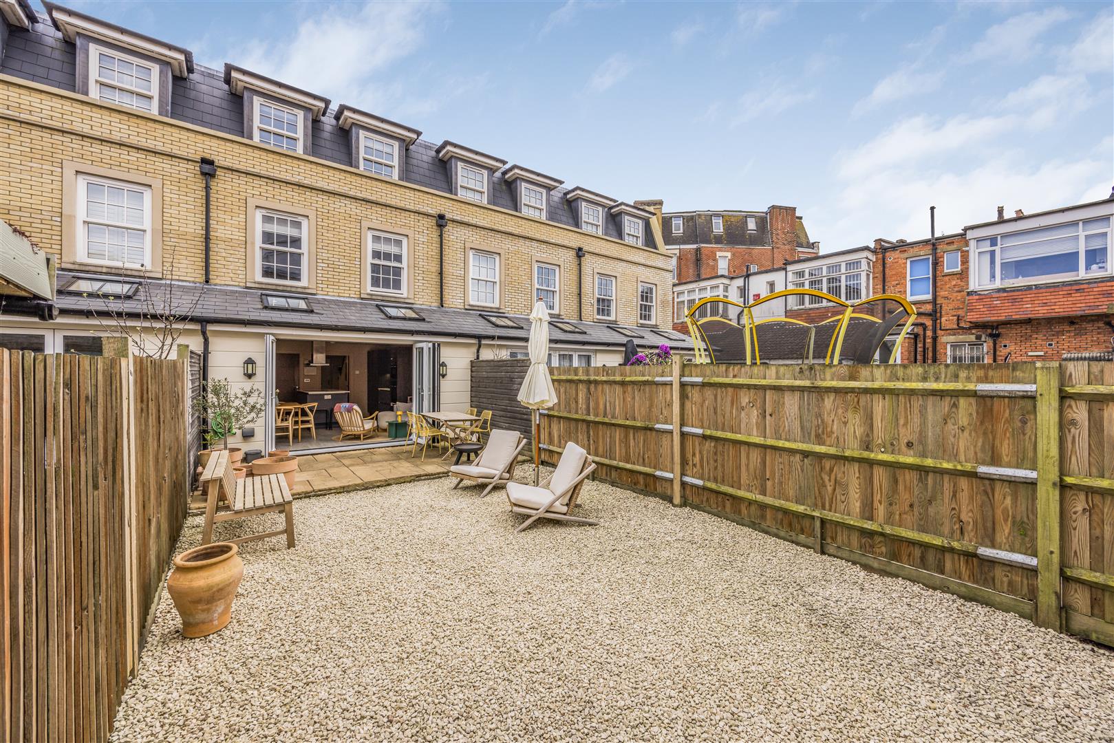 house - townhouse for sale serpentine road
