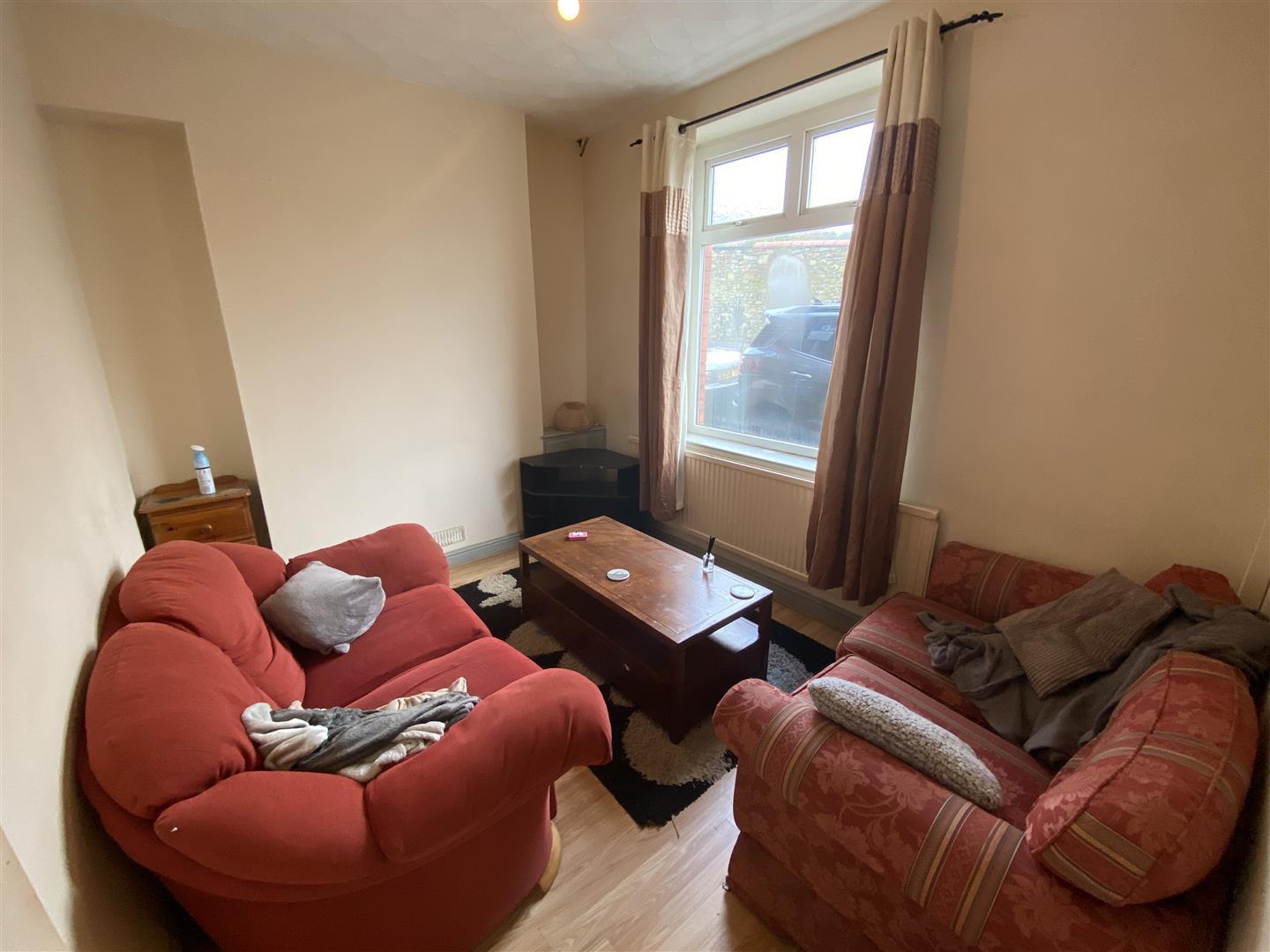 room for rent brook street