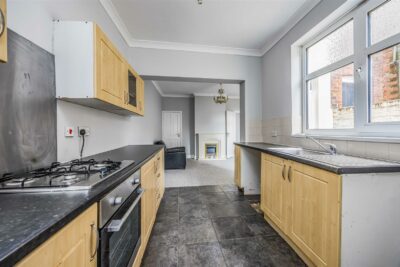 house - terraced for sale tipner road