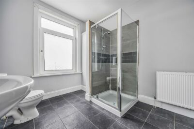 house - terraced for sale tipner road