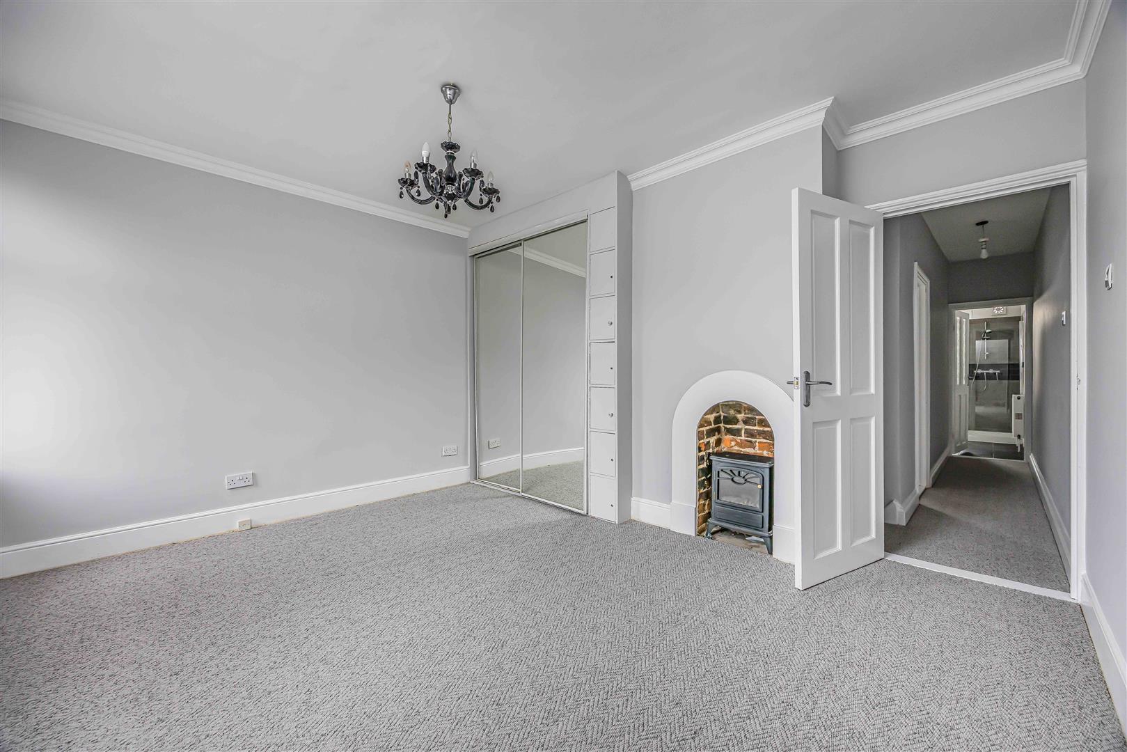 house - terraced for sale tipner road