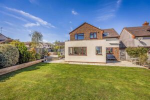 house - detached for sale paddock end