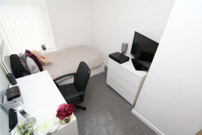 house - terraced for rent bertha street