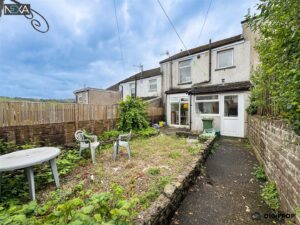 house for sale oakwood street