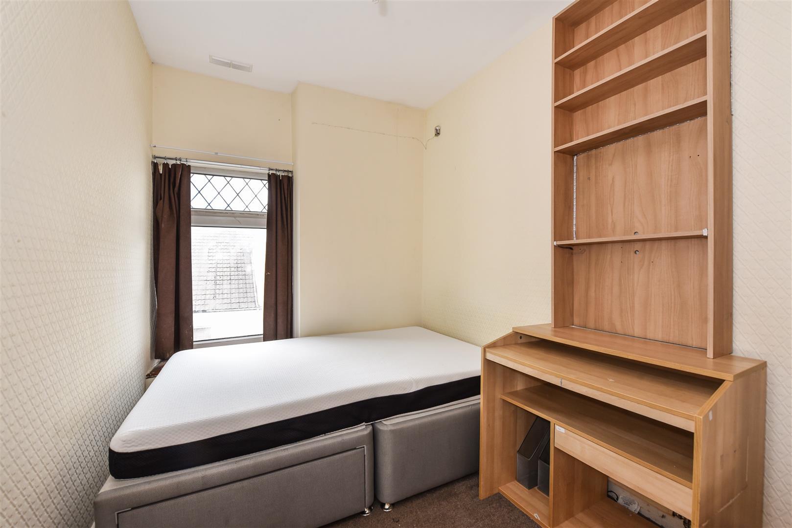 room for rent meadow street