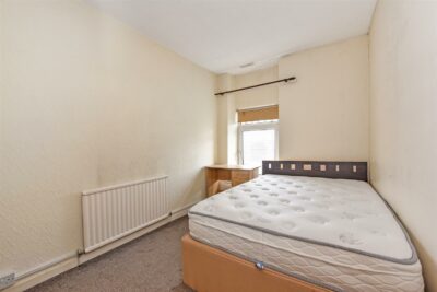 room for rent meadow street