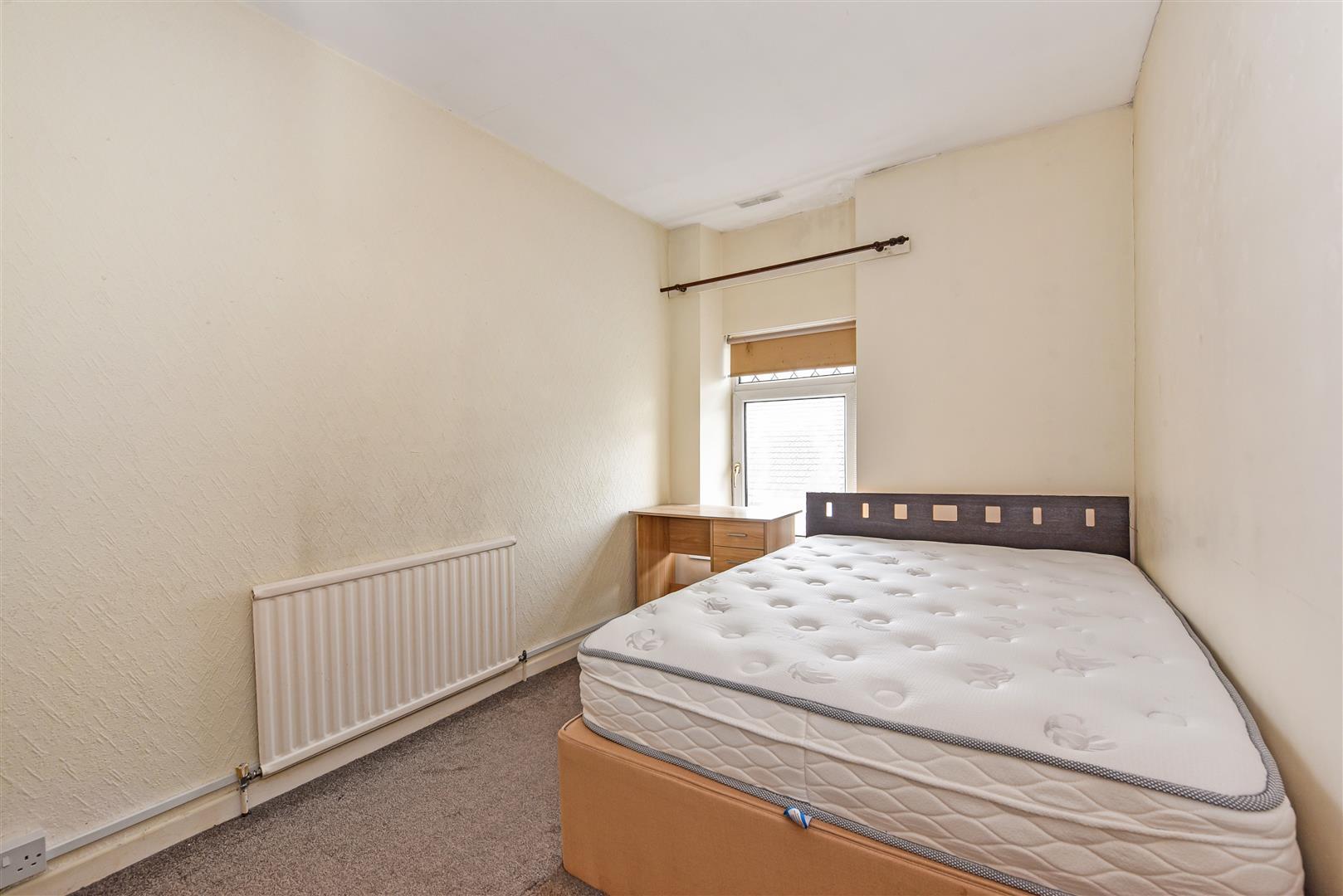 room for rent meadow street