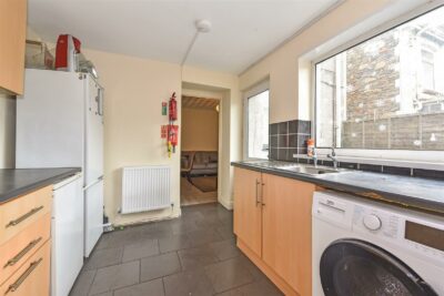 room for rent meadow street