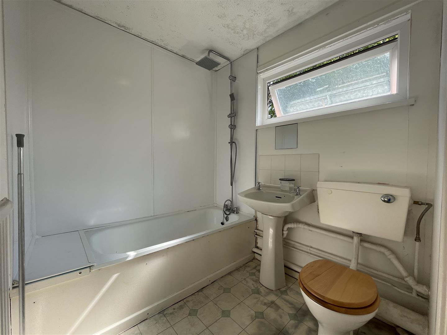 apartment for sale taff embankment