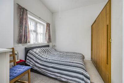 house for sale cawley road