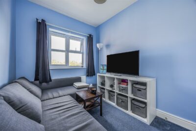 house for sale cawley road