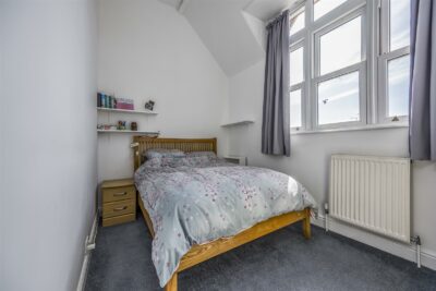 house for sale cawley road