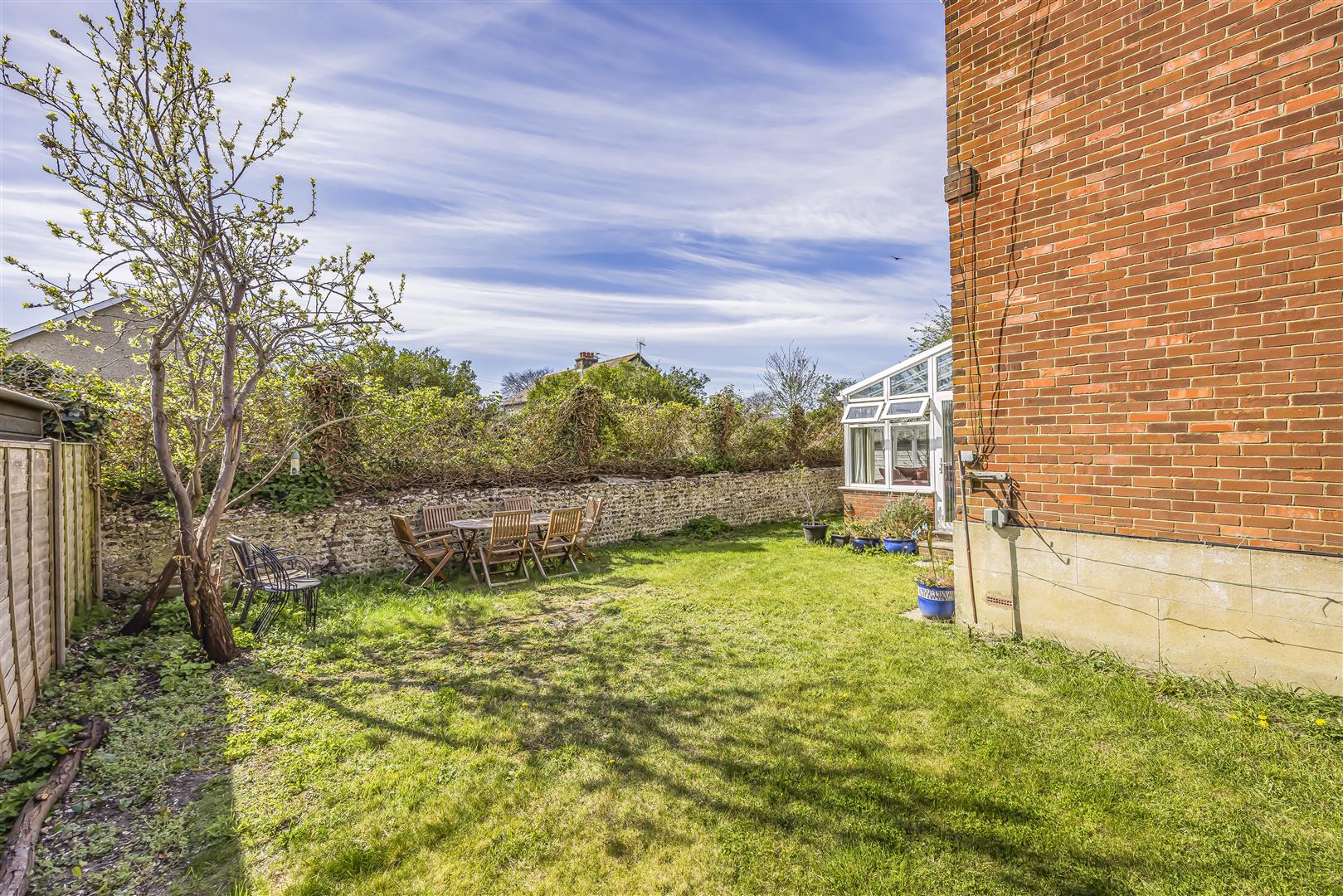house for sale cawley road