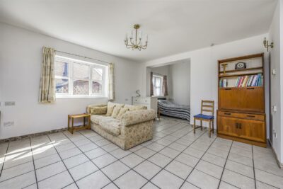 house for sale cawley road