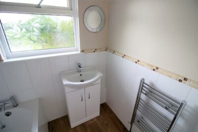 house - semi-detached for rent st. hilda avenue