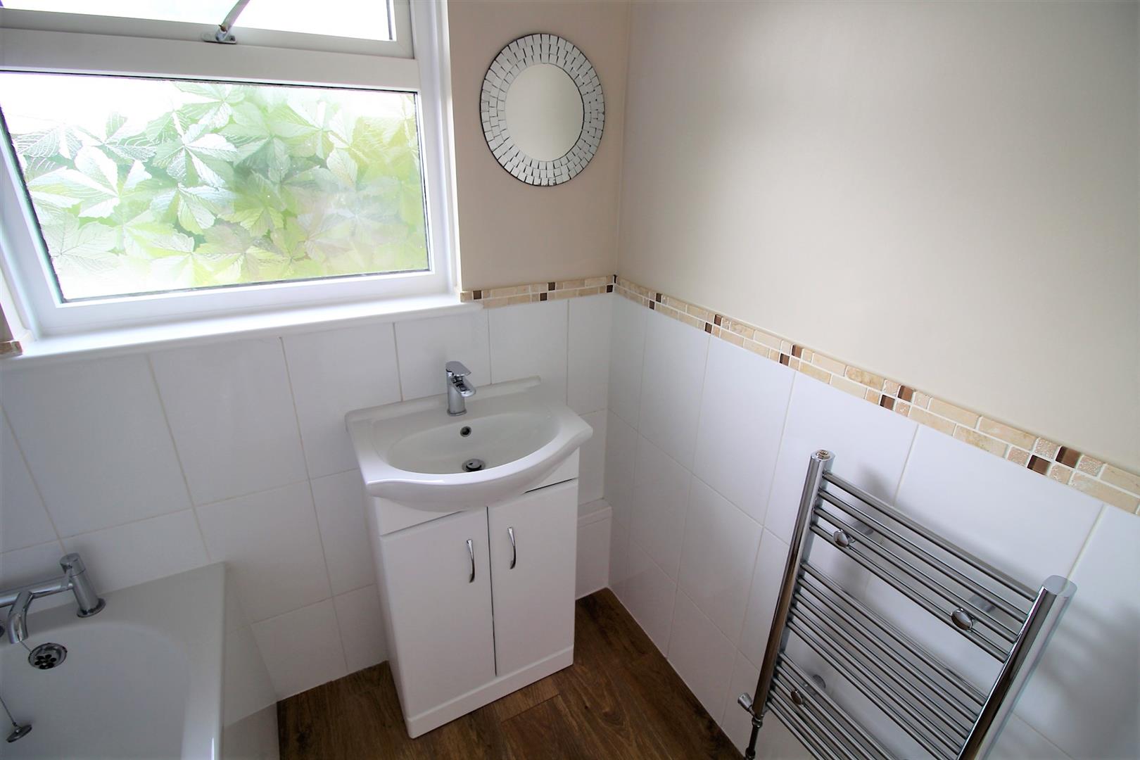 house - semi-detached for rent st. hilda avenue