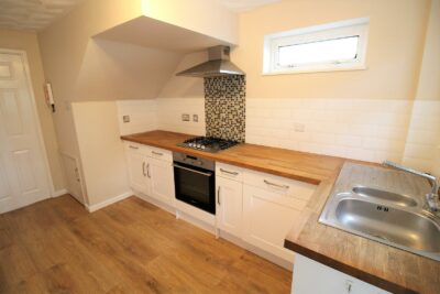 house - semi-detached for rent st. hilda avenue