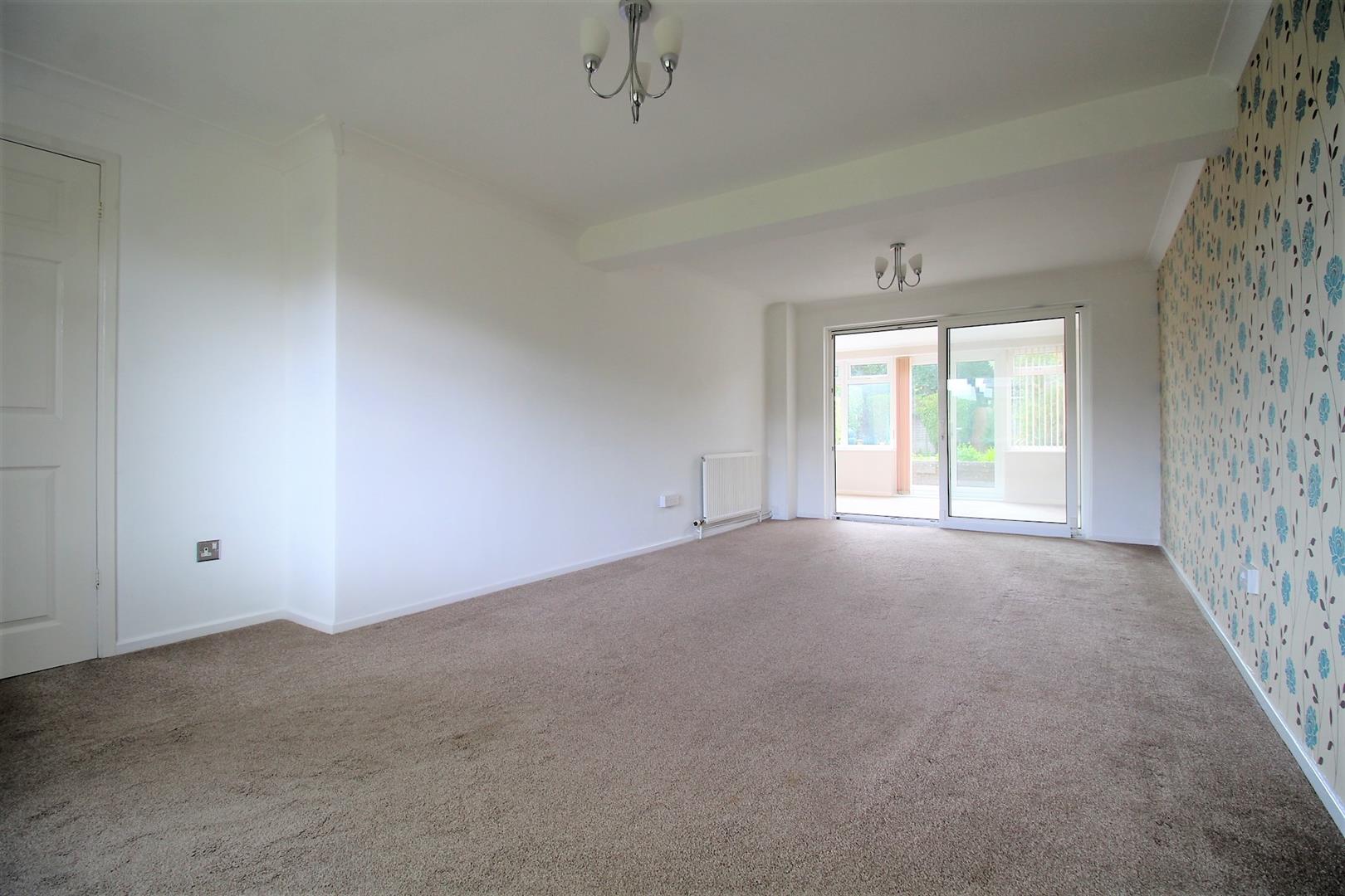 house - semi-detached for rent st. hilda avenue