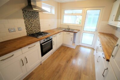 house - semi-detached for rent st. hilda avenue