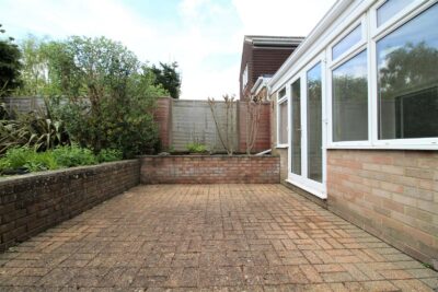 house - semi-detached for rent st. hilda avenue