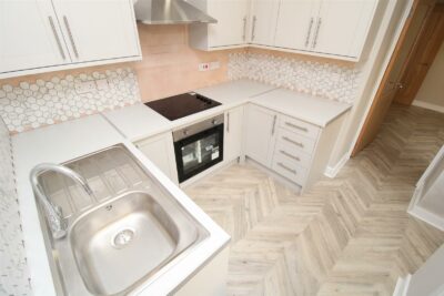 house - terraced for rent heath crescent