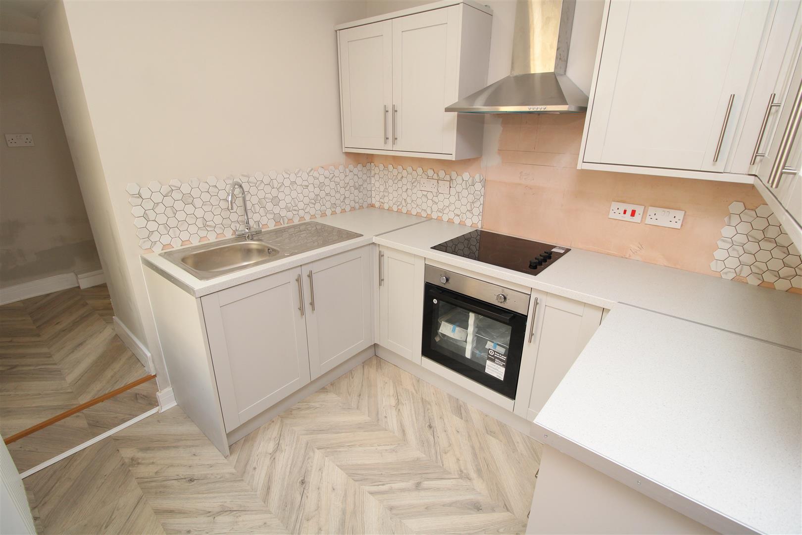 house - terraced for rent heath crescent