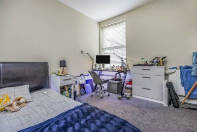 house - terraced for sale wyndcliffe road