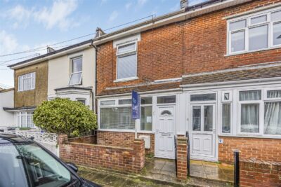house - terraced for sale wyndcliffe road