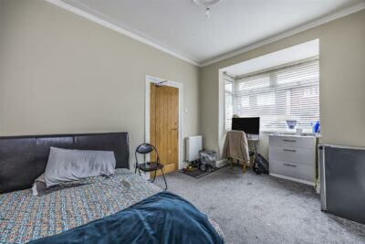 house - terraced for sale wyndcliffe road