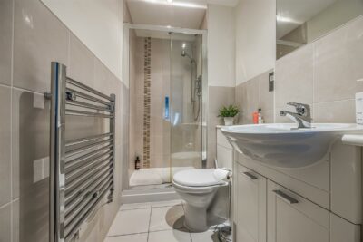 apartment for sale seagers court