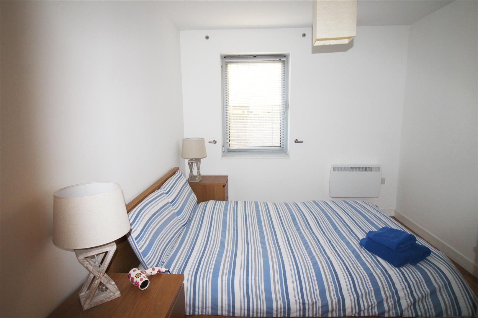 apartment for rent cross street
