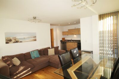 apartment for rent cross street