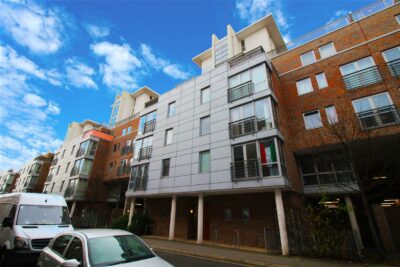 apartment for rent cross street