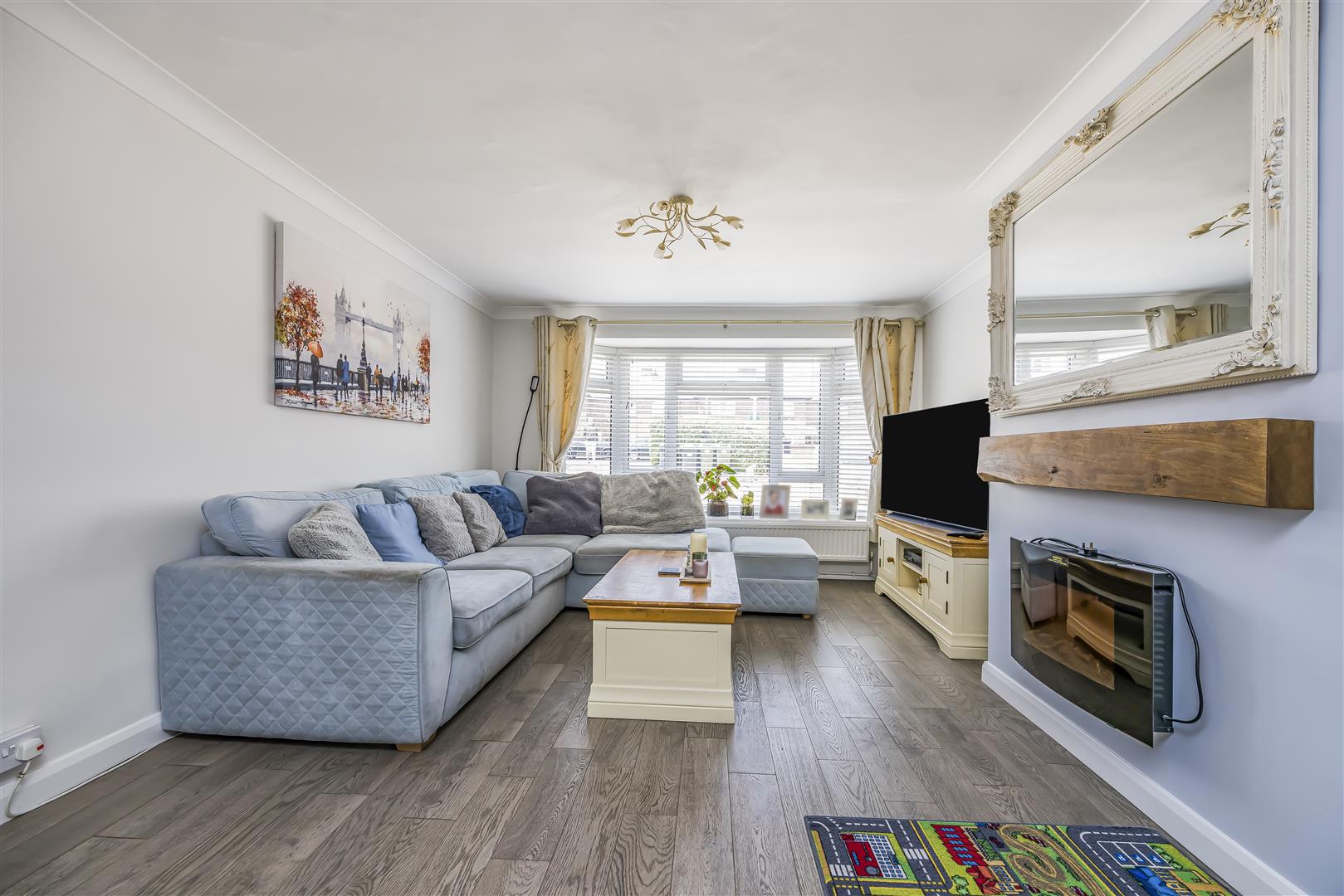 house for sale new road