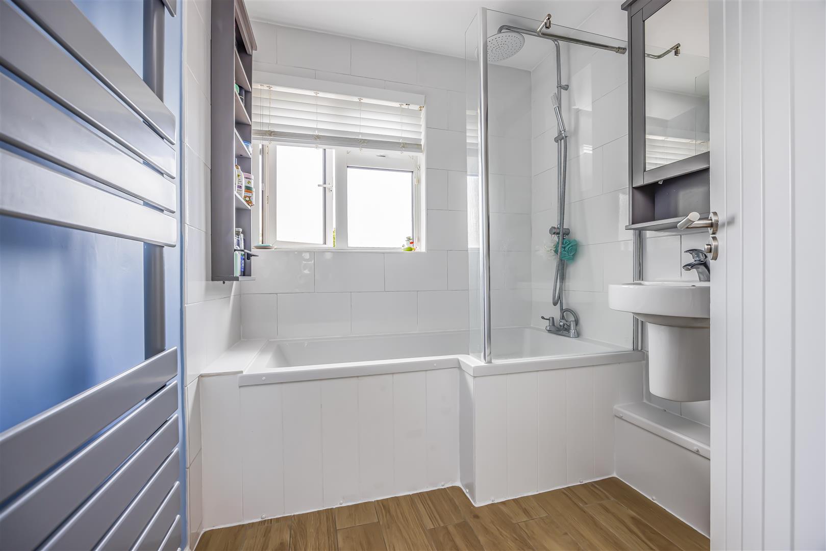 house for sale new road