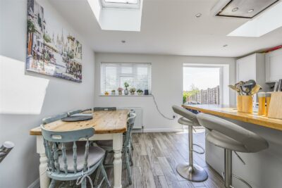 house for sale new road
