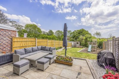house for sale new road
