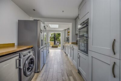 house for sale new road