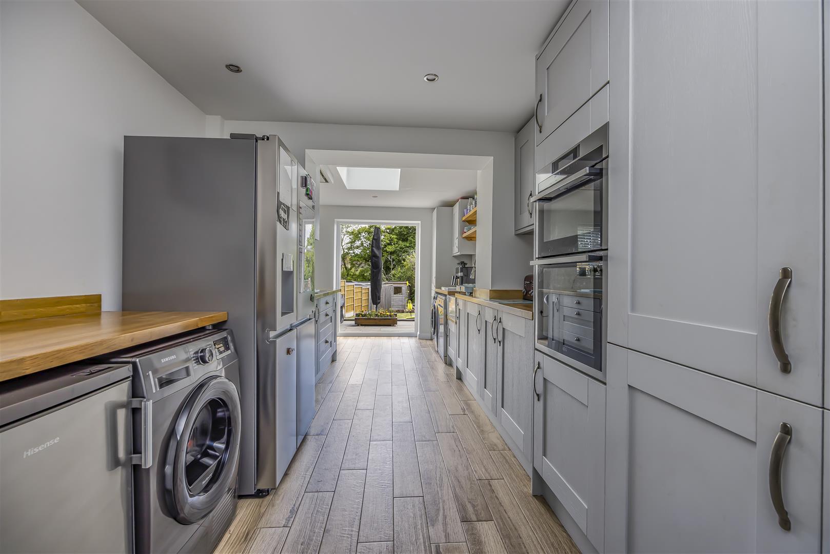 house for sale new road