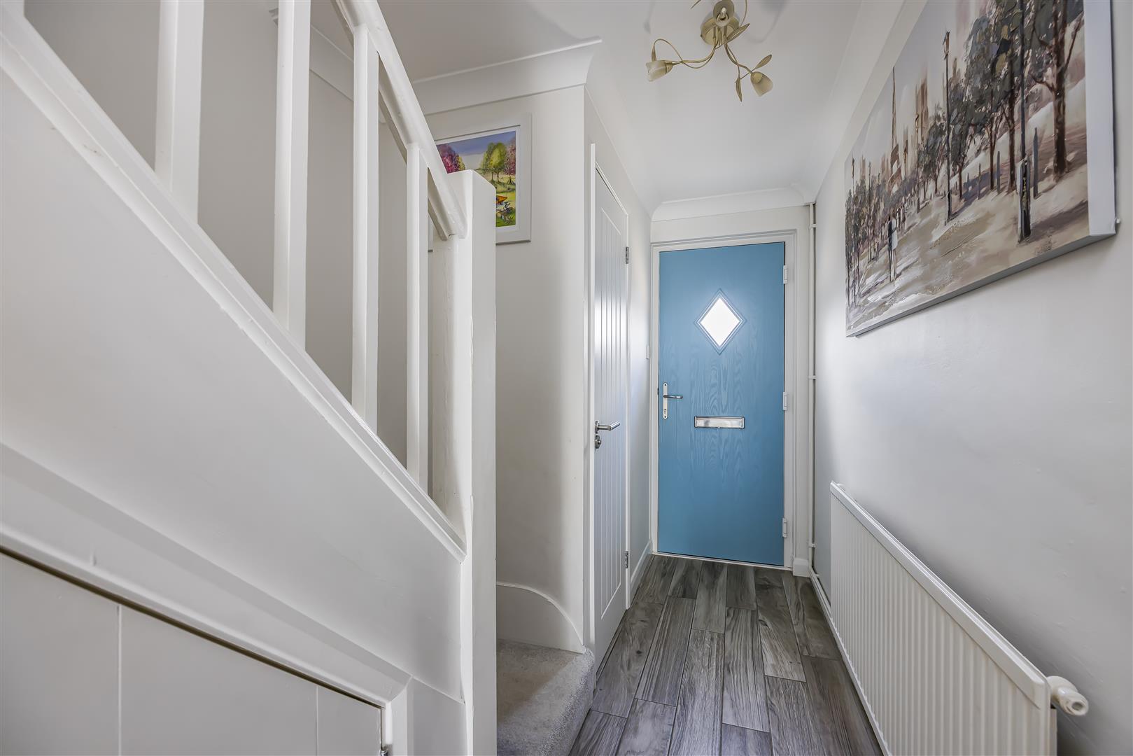 house for sale new road