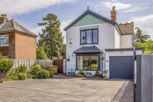 house for sale 152 stein road