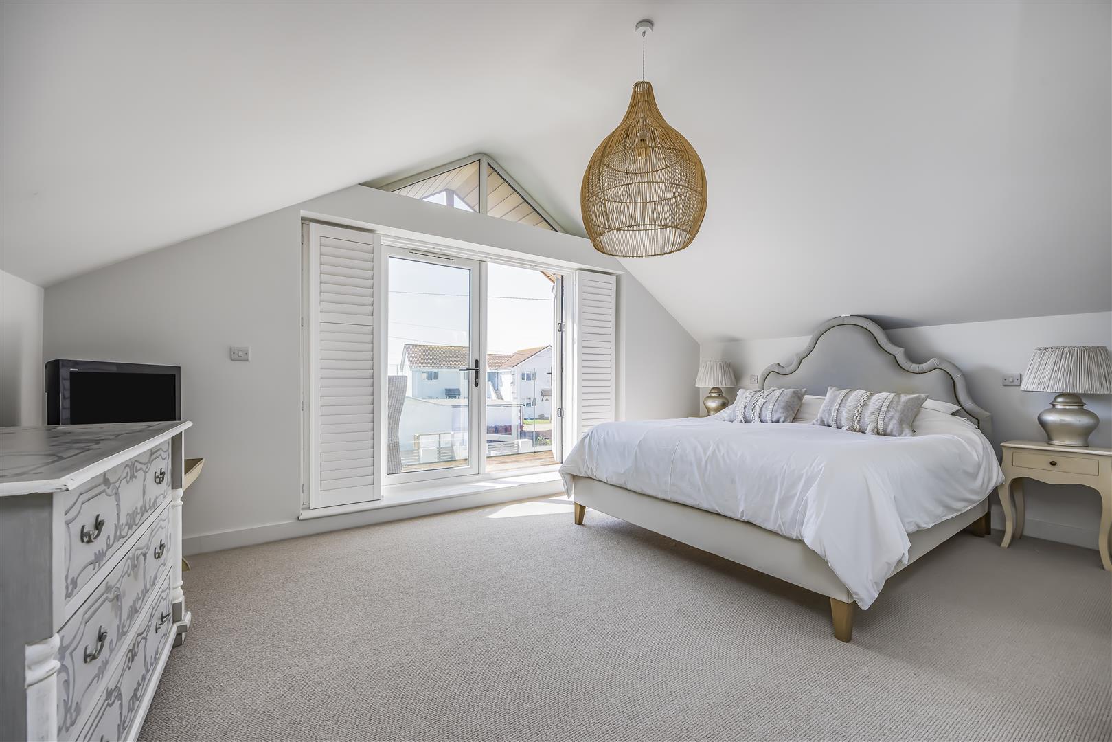 house - detached for sale east bracklesham drive